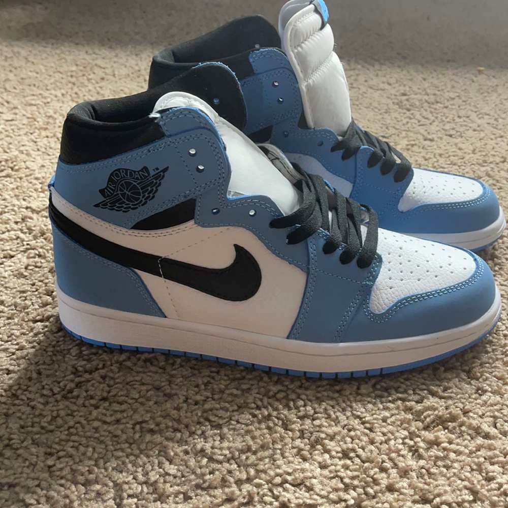 Jordan 1 University Blue